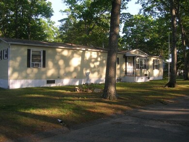 115 Doolittle Ln, West Wareham, MA 02576 - photo 4