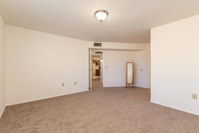 13822 N 111th Ave unit 17H, Sun City, AZ 85351 - photo 5