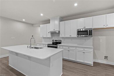 362 Tributary Ln, Carrollton, VA 23314 - photo 5