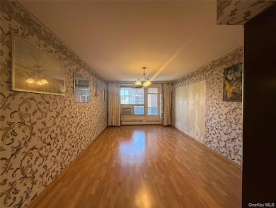 Park City 3&4 Apartments unit 11G, Rego Park, NY 11374 - photo 5