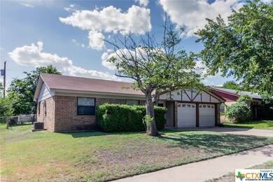 2009 Dennis St, Copperas Cove, TX 76522 - photo 3