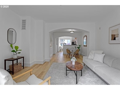 742 NW 118th Ave unit 102, Portland, OR 97229 - photo 4