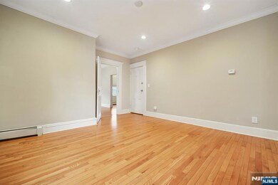 159 Valley Rd unit 2, Montclair, NJ 07042 - photo 3
