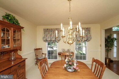 15433 Snowhill Ln, Centreville, VA 20120 - photo 6