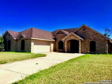 1900 Water Willow Dr, Weslaco, TX 78596 - photo 4