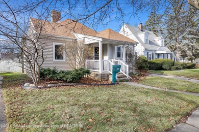 2114 Roberts Ln, Lansing, MI 48910 - photo 3