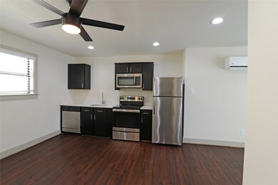2100 Woodhead St unit 306, Houston, TX 77019 - photo 5