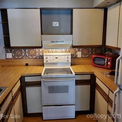 Kitchen entrance from living area
