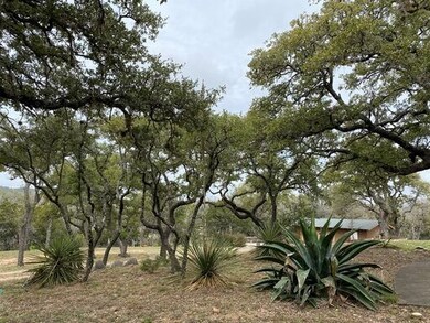 128 Ridgewood Dr unit 15, Fredericksburg, TX 78624 - photo 5