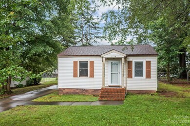 1718 Arlington Ave, Statesville, NC 28677 - photo 2