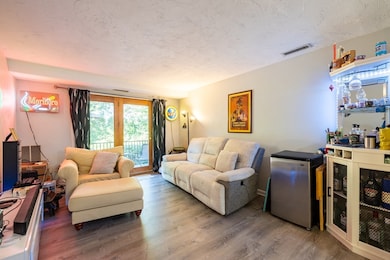 Fox Hunt Condominiums unit 10, Chelmsford, MA 01824 - photo 3