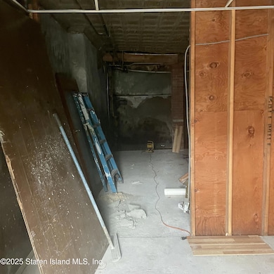 361 Broadway, Staten Island, NY 10310 - photo 5