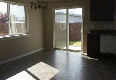 3842 Valley Meadows Dr, White City, OR 97503 - photo 2