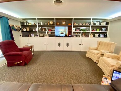 327 Myrtle St, Nacogdoches, TX 75965 - photo 5