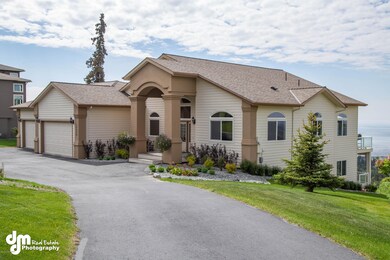Exterior Front 1052-FULL