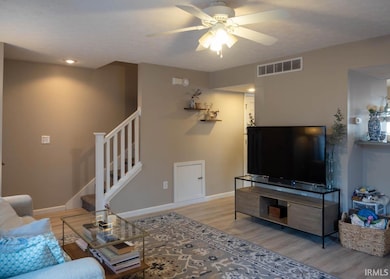 1323 S Cobble Creek Cir, Bloomington, IN 47401 - photo 5