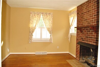 8202 Reinland Dr, Henrico, VA 23294 - photo 5