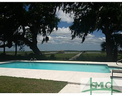 Swimming Pool/Hot Tub/Sauna. Beautiful 18 X 38 in-