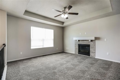 210 Elissa Dr, Raymore, MO 64083 - photo 3