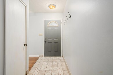 5489 N Meadows Blvd, Columbus, OH 43229
