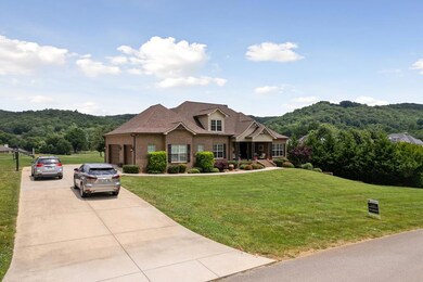 3910 Plantation Dr, Cookeville, TN 38506 - photo 4