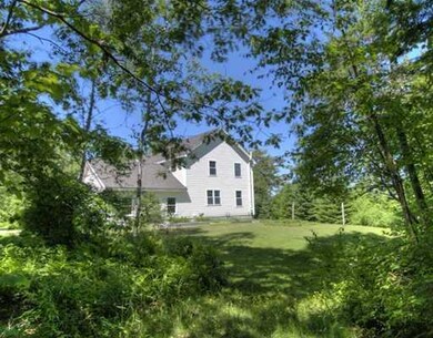 Land/Lot. side yard right