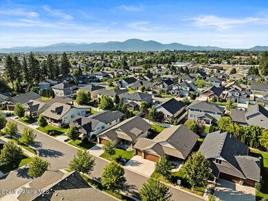 04-Aerial front of home