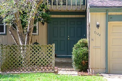 7120 Flint Dr, Shawnee, KS 66203 - photo 2