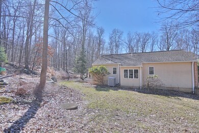 7216 Mountain Rd, Macungie, PA 18062 - photo 4