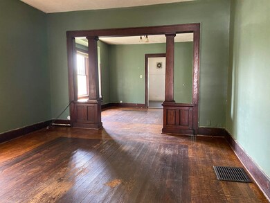 1307 W 1st St, Muncie, IN 47305 - photo 3