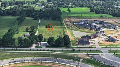 1531 W County Line Rd, Elm Springs, AR 72762 - photo 3