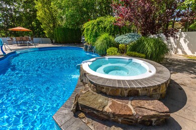 5RubyCt_Backyard_003