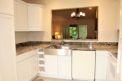 New White Shaker Cabinets!