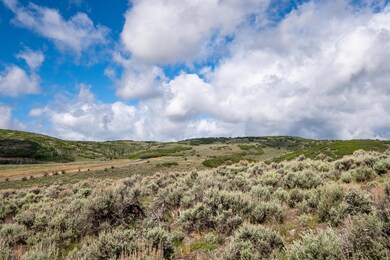 6504 E Whispering Cir Lot 357-005-004-65