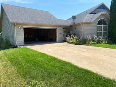 11 Deerfield Crescent, La Porte, IN 46350 - photo 2