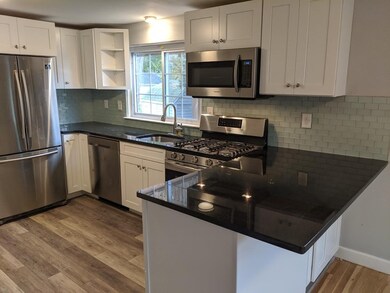 10 Hatfield Rd unit 10, Newton, MA 02465 - photo 4