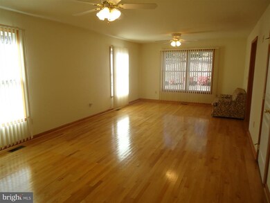 41475 Garrett Ct, Leonardtown, MD 20650 - photo 7