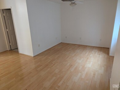 600 Hosking Ave unit 56, Bakersfield, CA 93307 - photo 4