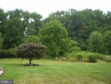 1641 Pennfield Dr, West Deptford, NJ 08086 - photo 3