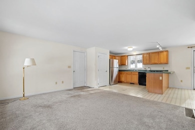 11 Old Hickory Rd, Tyngsboro, MA 01879 - photo 6