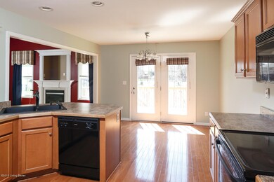 RealTourCast _ Family Realty _ Hickory G