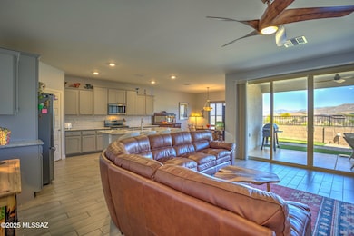 Living Room/Kitchen