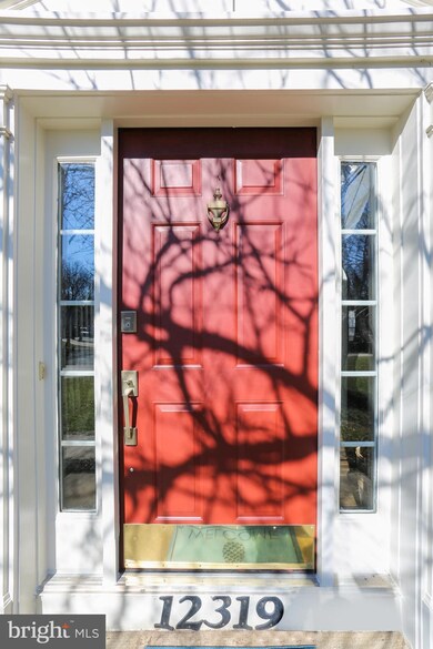 12319 Pissaro Dr, North Potomac, MD 20878 - photo 3