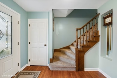 1026 Viking Ct, Batavia, IL 60510 - photo 3