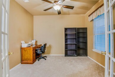 2801 Hilcroft Ave, Denton, TX 76210 - photo 6