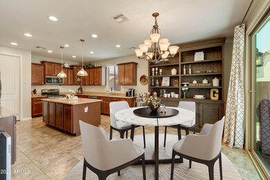 Large Kitchen - Virtual table and chairs