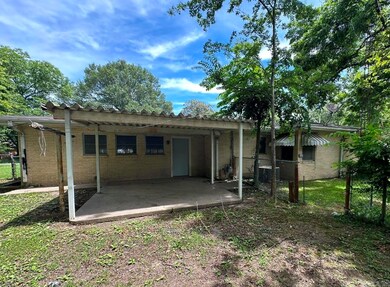 402 S Anna St, Stuttgart, AR 72160 - photo 4