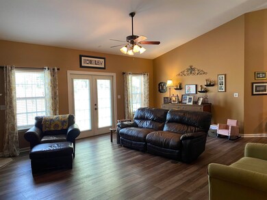 11 Belmont Ct, Crawfordville, FL 32327 - photo 4