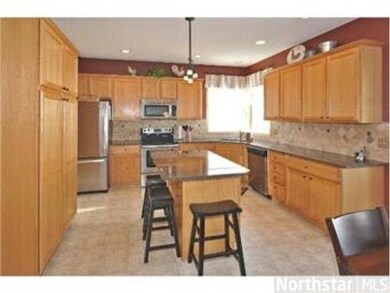 11880 11880 86th-Avenue-n, Maple Grove, MN 55369 - photo 3