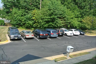 2430 Mountain Mill Place, Herndon, VA 20171 - photo 3